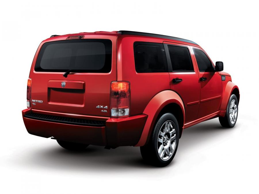  Dodge Nitro R/T 2006 года  (фото 36 из 36)